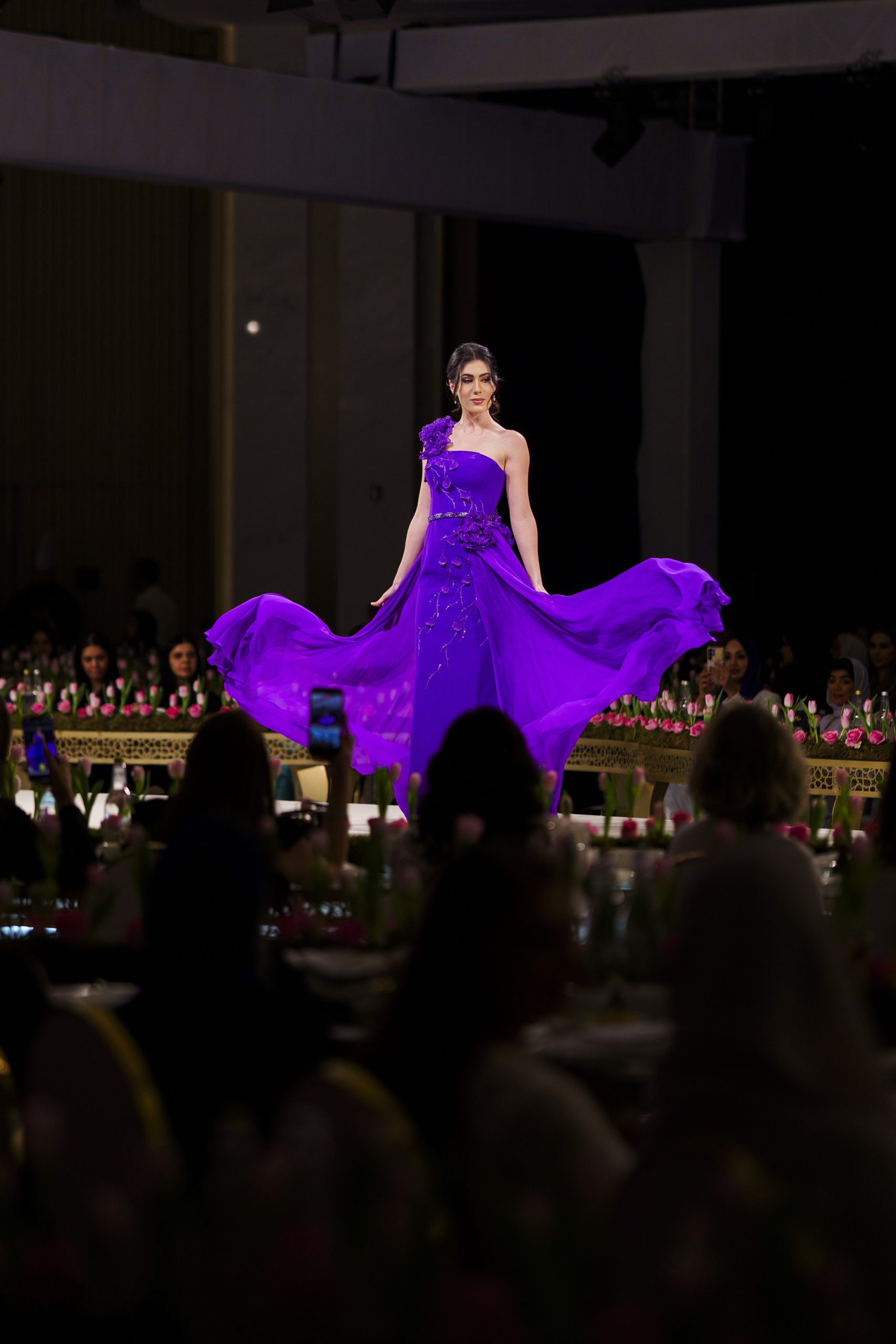 2510ALSADDA-runway_9