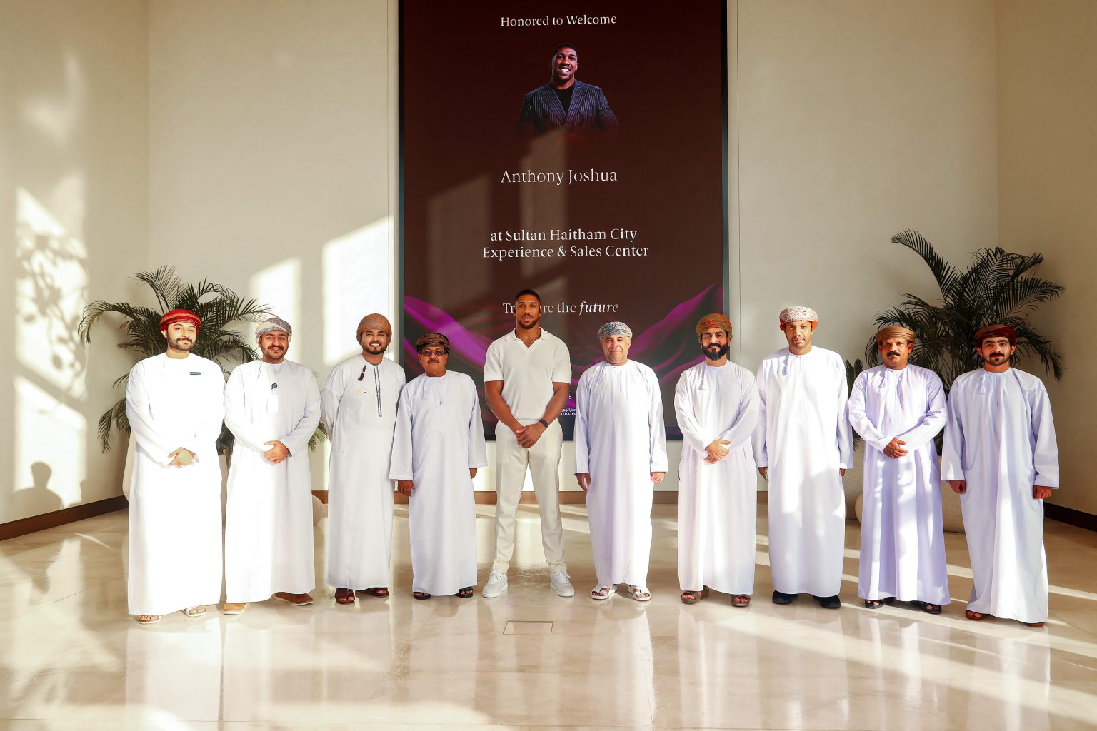 Anthony Joshua signs Sky Palace agreement, underscoring global appeal of Yenaier Residences in Oman